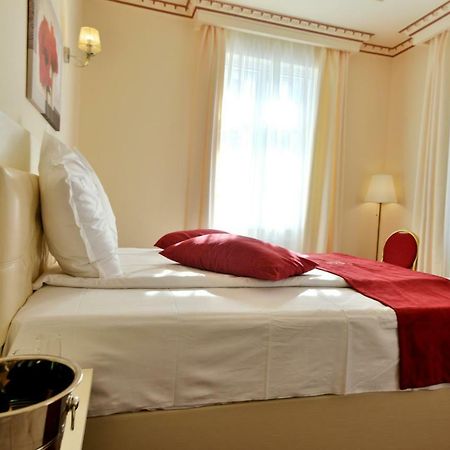 Top Royal Central Braszów Zewnętrze zdjęcie