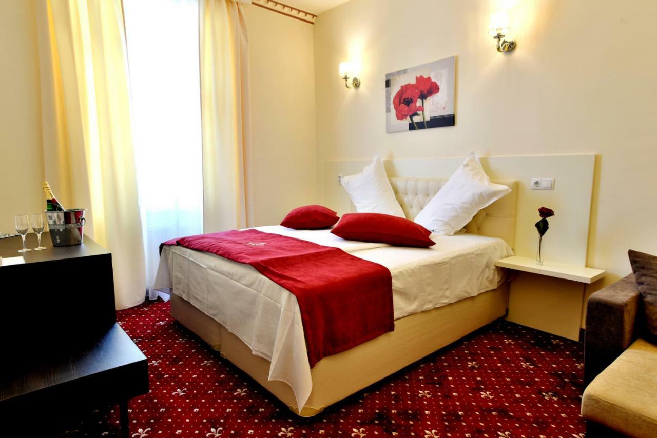 Top Royal Central Braszów Zewnętrze zdjęcie