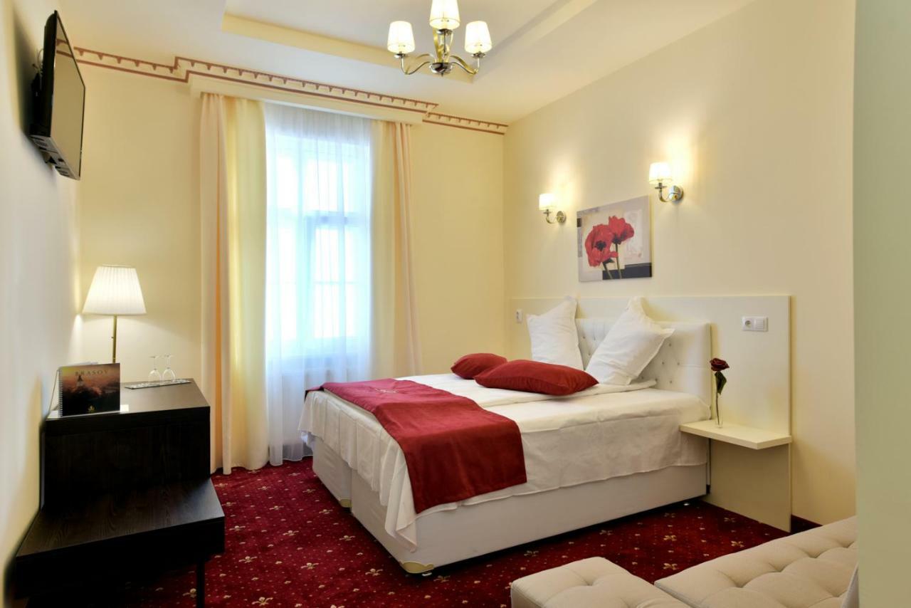 Top Royal Central Braszów Zewnętrze zdjęcie