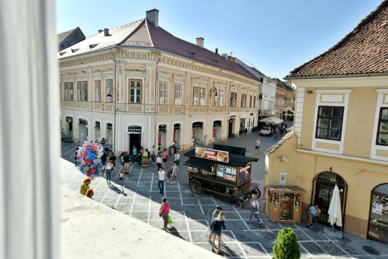 Top Royal Central Braszów Zewnętrze zdjęcie